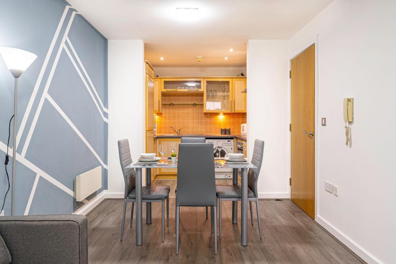 Jkg Property Solutions Presents Cosy City Apartment コヴェントリー エクステリア 写真