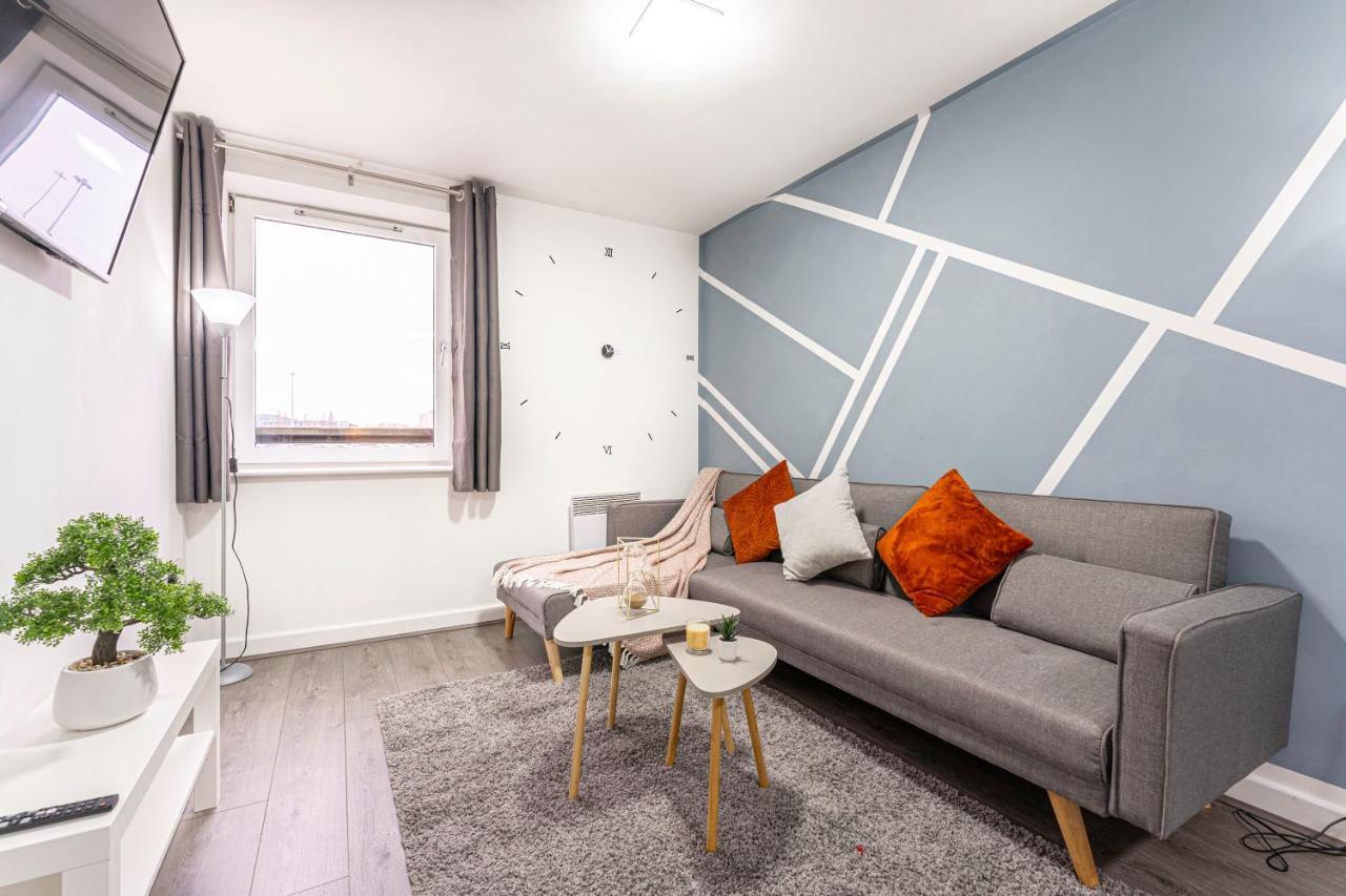 Jkg Property Solutions Presents Cosy City Apartment コヴェントリー エクステリア 写真