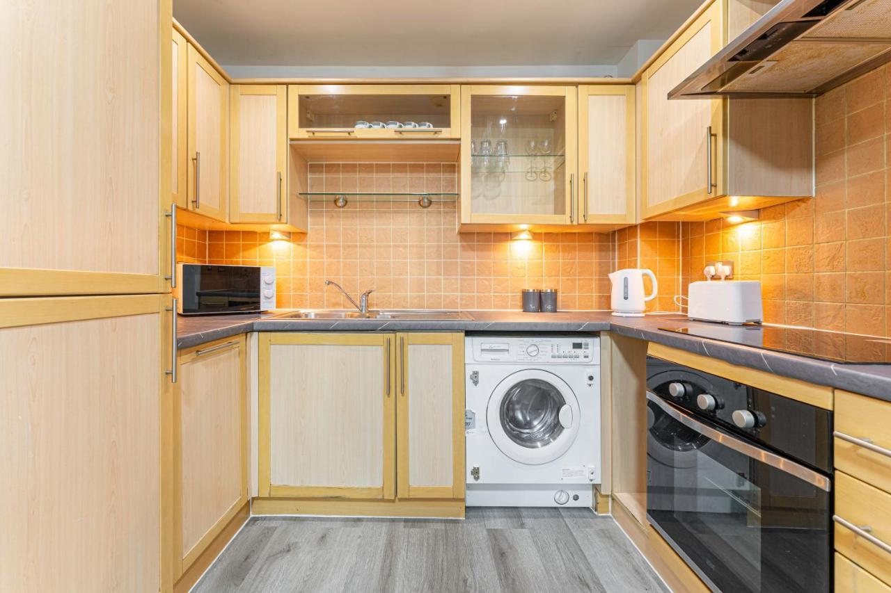 Jkg Property Solutions Presents Cosy City Apartment コヴェントリー エクステリア 写真