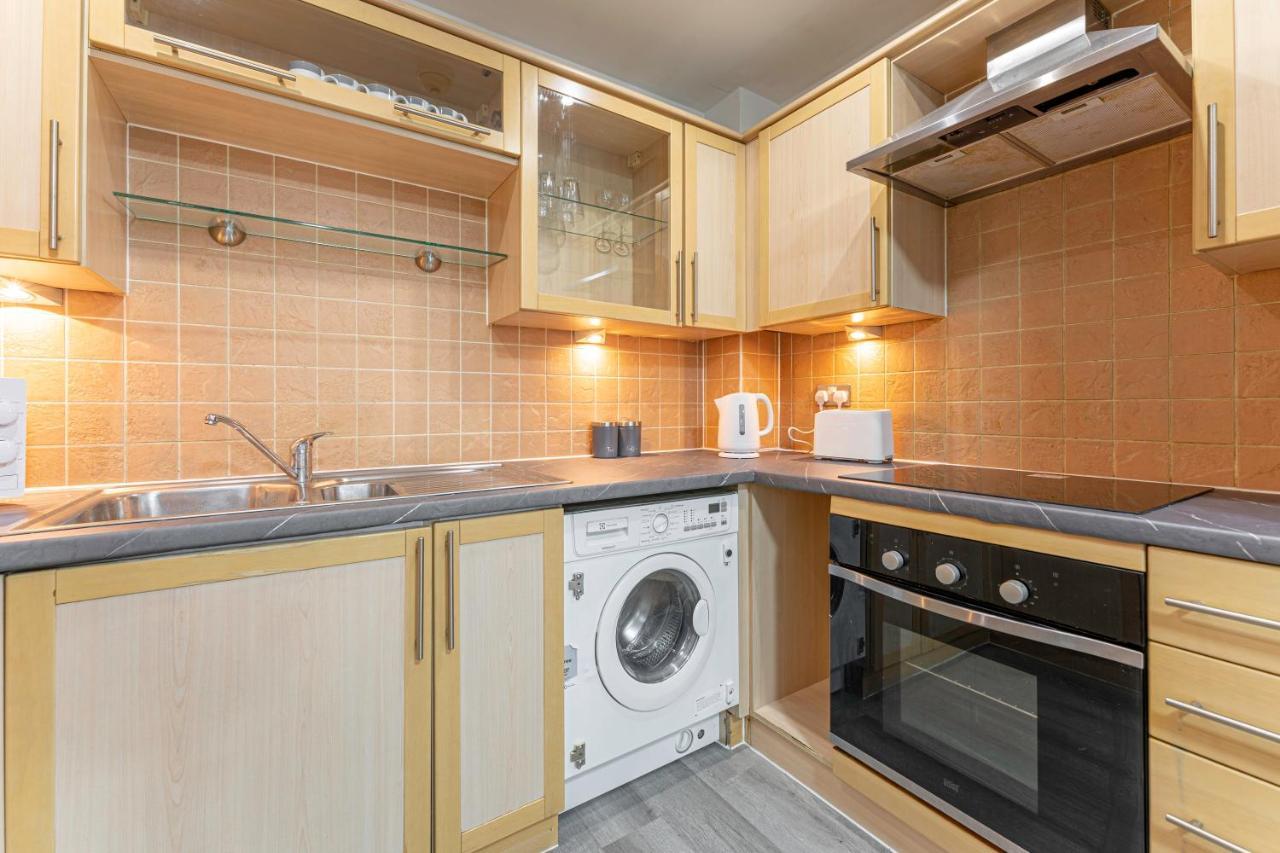 Jkg Property Solutions Presents Cosy City Apartment コヴェントリー エクステリア 写真